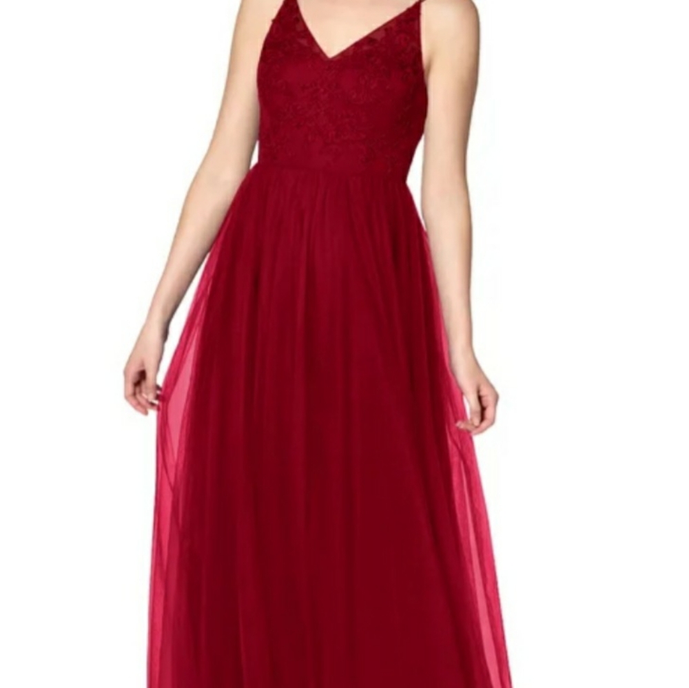 Azazie Lace and Tulle Strappy Dress in Burgundy